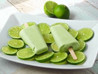 key ime popsicles on slices of lime