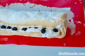 Beautiful and simple sugar-free meringue roulade. A great way to use up egg whites and a warm oven. | ditchthecarbs.com