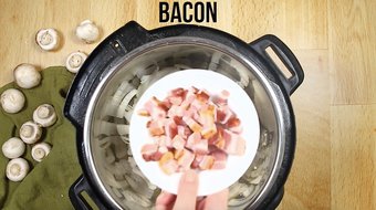 Bacon frying in the Instant Pot 