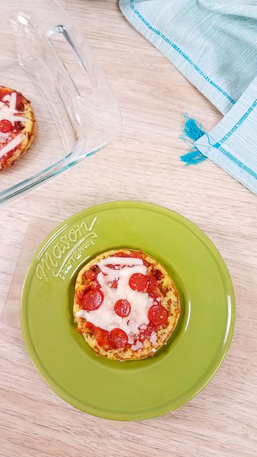 low carb pizza chaffle
