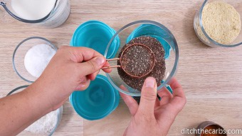 Measuring Chia seeds with a measuring cup