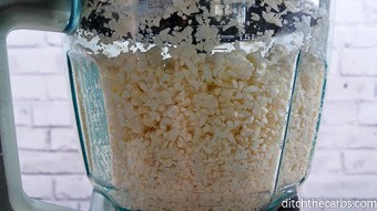 Cauliflower rice in the blender