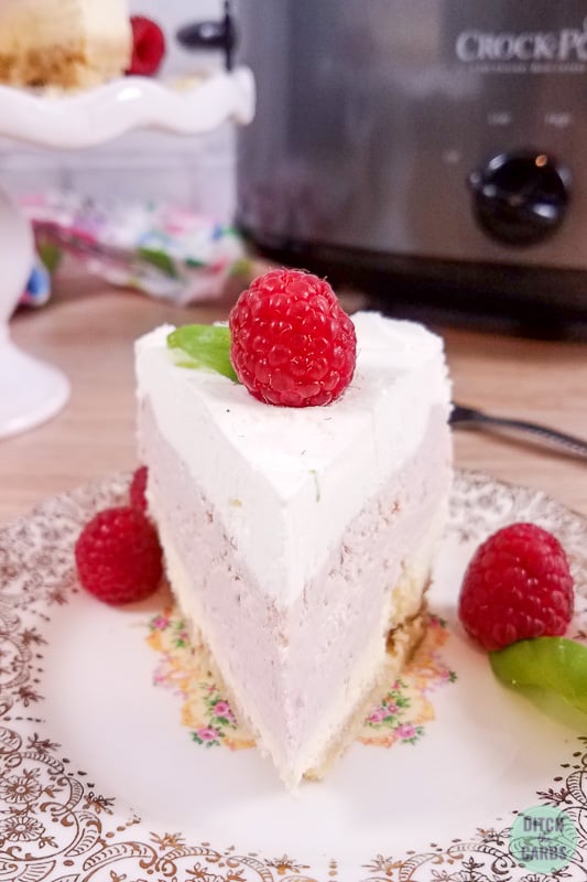 Wow! This cheesecake was make in a slow cooker! #SlowCookerVanillaBerryCheesecake #SlowCooker #ditchthecarbs #lowcarb #keto #glutenfree #sugarfree #healthyrecipes #familymeals
